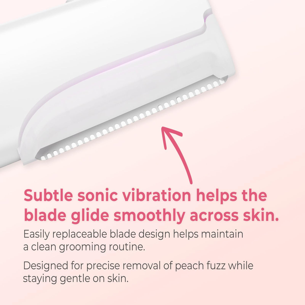 White Rechargeable Dermaplane Razor with 3 Replacement Blades Z9508