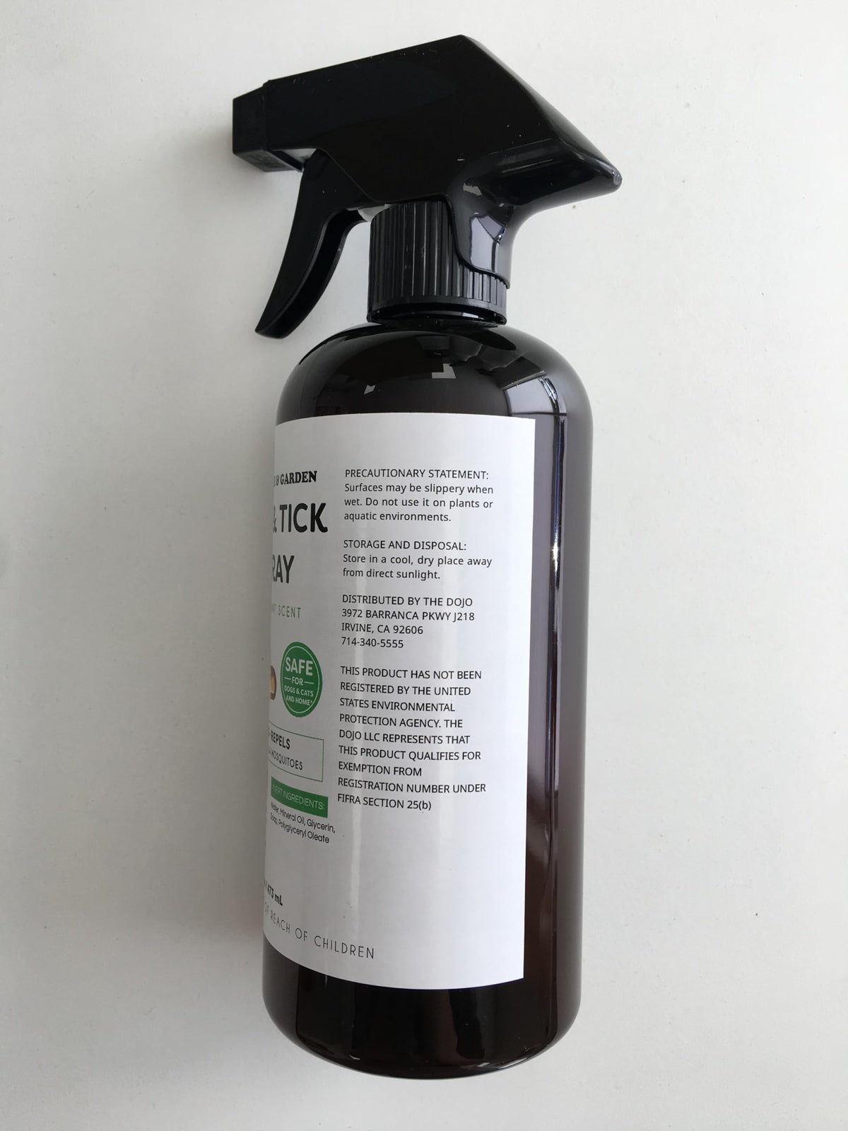 Flea and Tick Spray for Dogs & Cats 16oz H38401